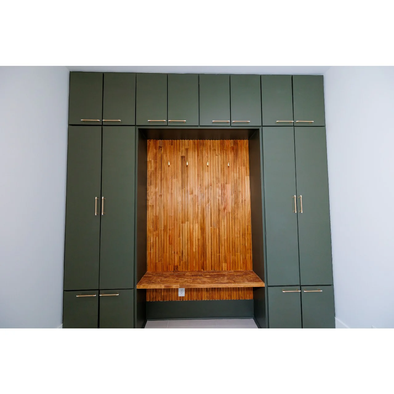 Unfinished Wood Wall Panel, Paint and Stain Grade - Image 4